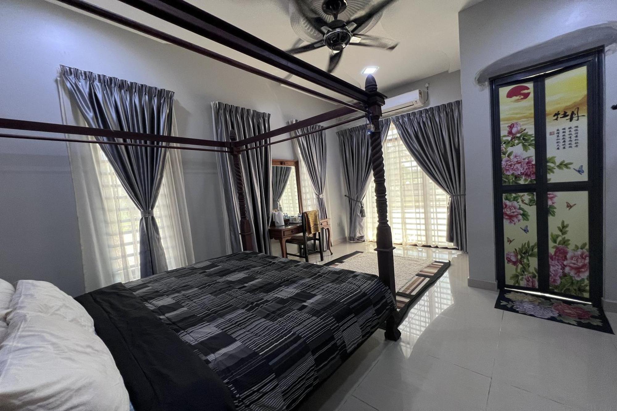 Nurbayu Chalet, Kemaman Kuantan Buitenkant foto