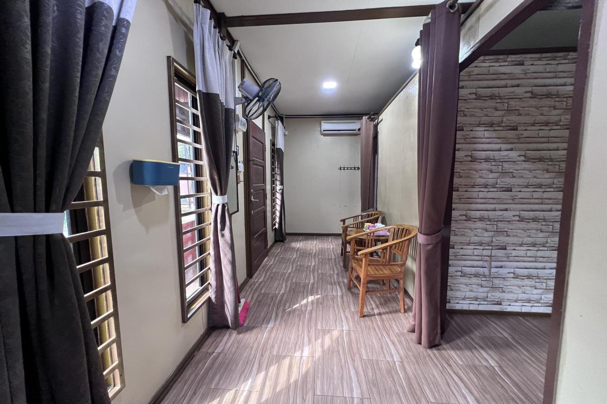 Nurbayu Chalet, Kemaman Kuantan Buitenkant foto