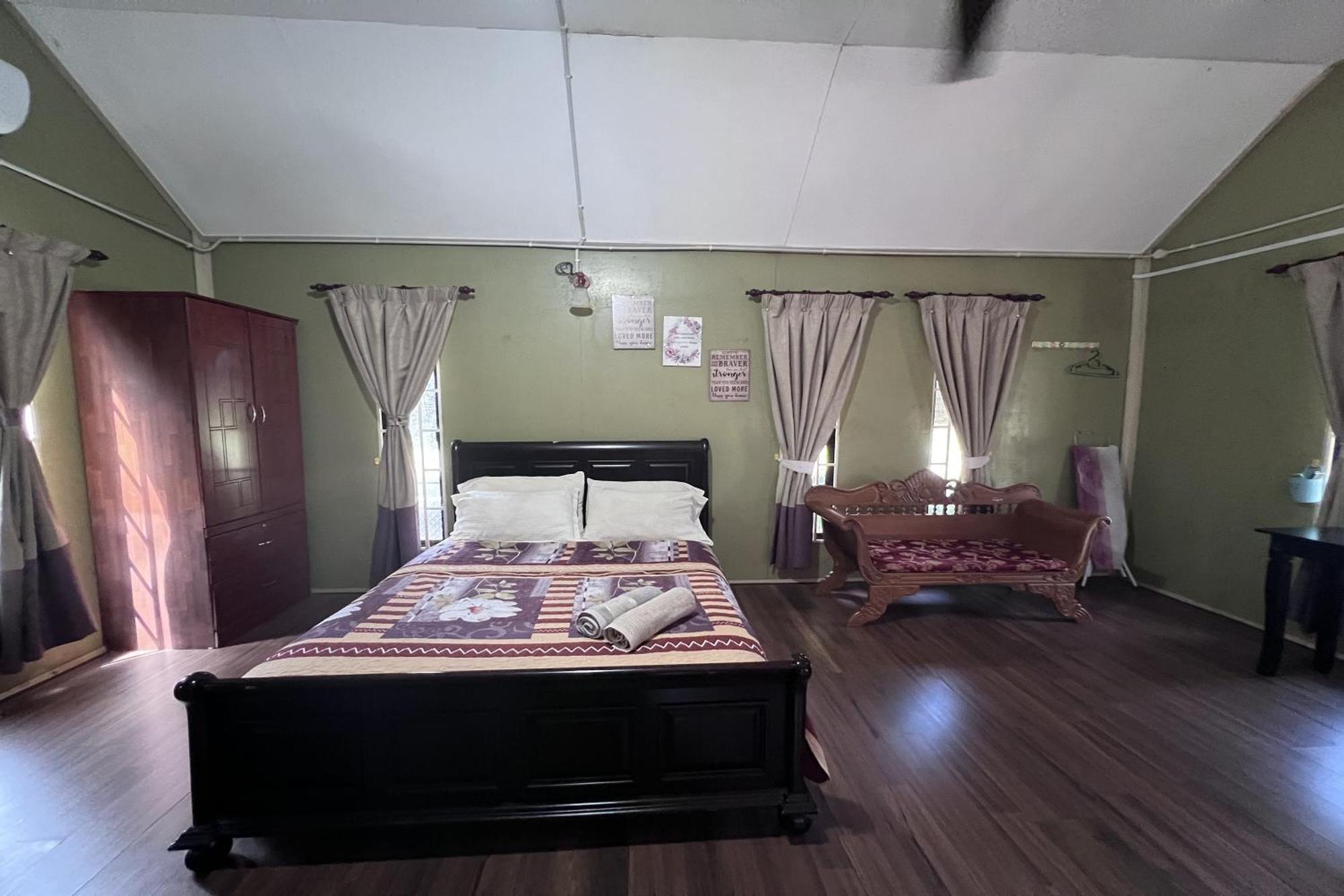 Nurbayu Chalet, Kemaman Kuantan Buitenkant foto