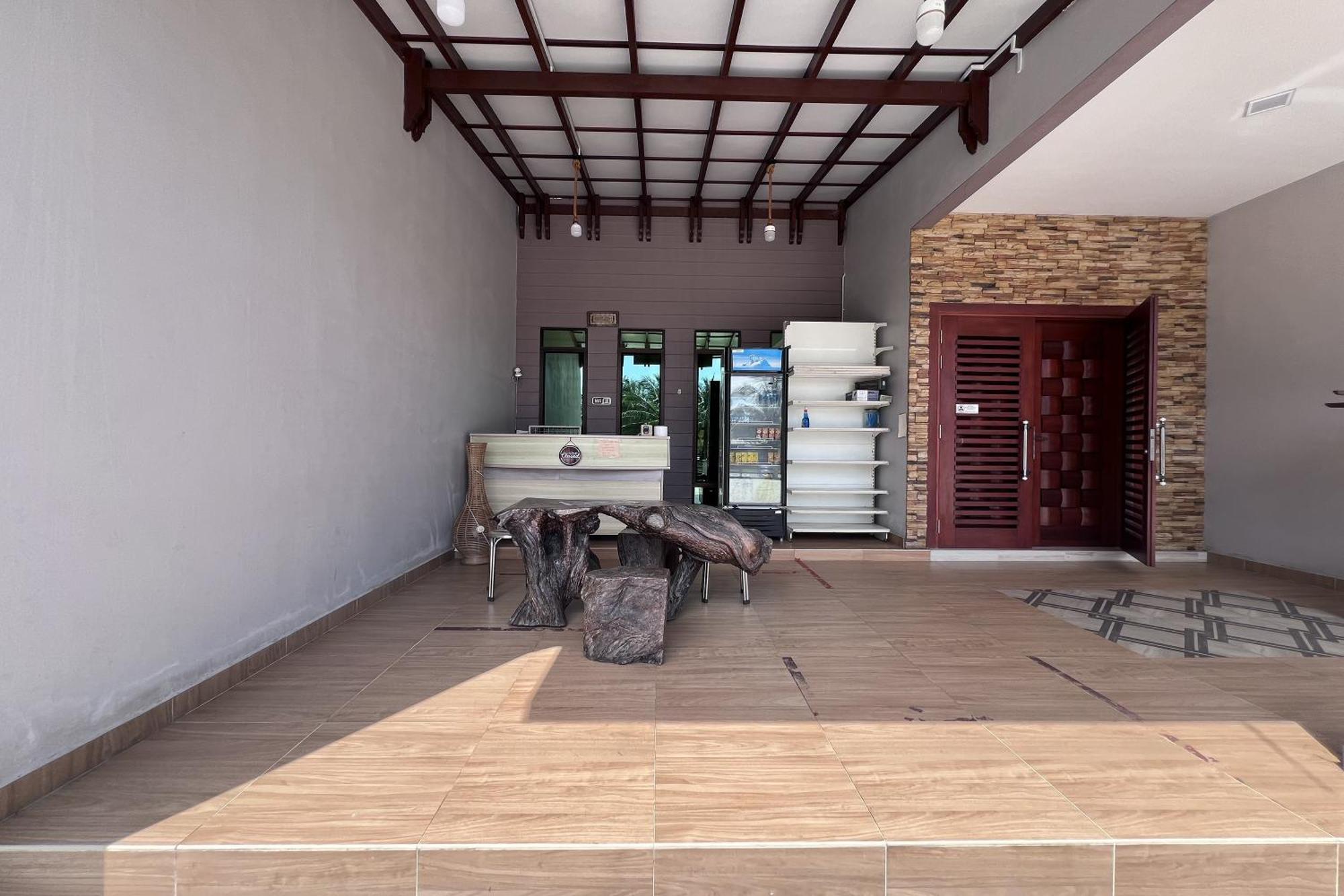 Nurbayu Chalet, Kemaman Kuantan Buitenkant foto